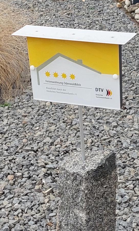 Ferienwohnung Odenwaldblick Momlingen Bagian luar foto