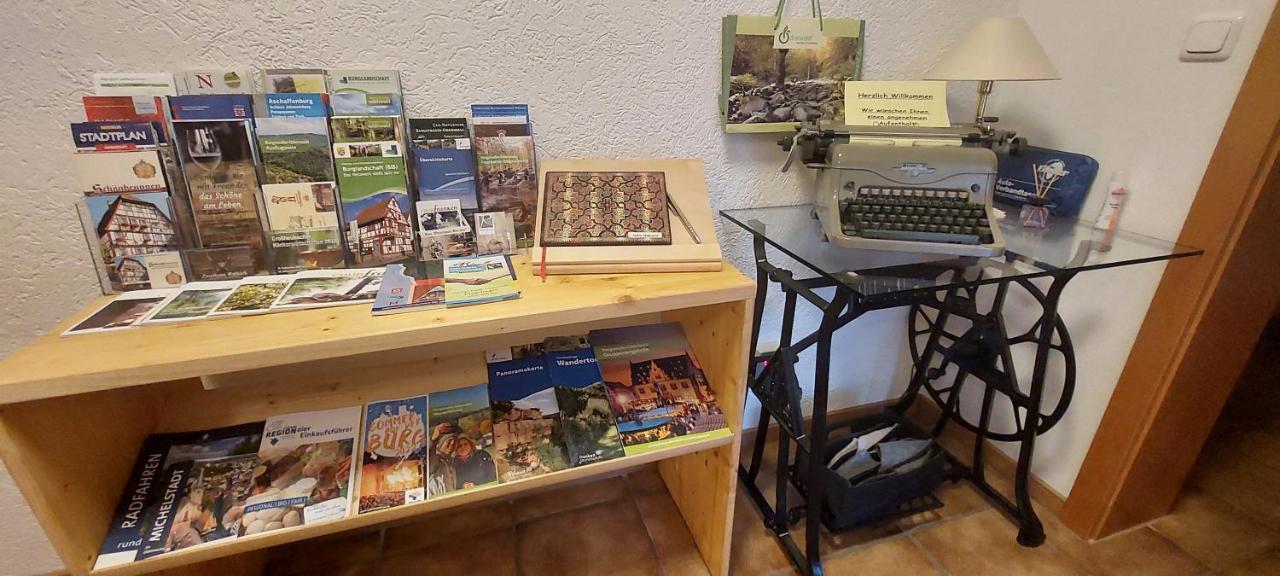 Ferienwohnung Odenwaldblick Momlingen Bagian luar foto